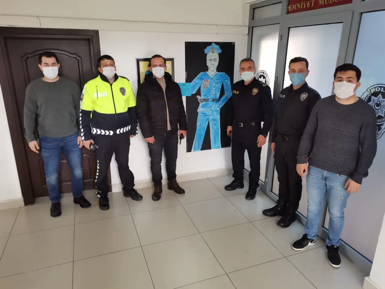 Haber: Polis Haftasında İmge Okulları Öğrencilerinden Anlamlı Hediye - Galeri-2