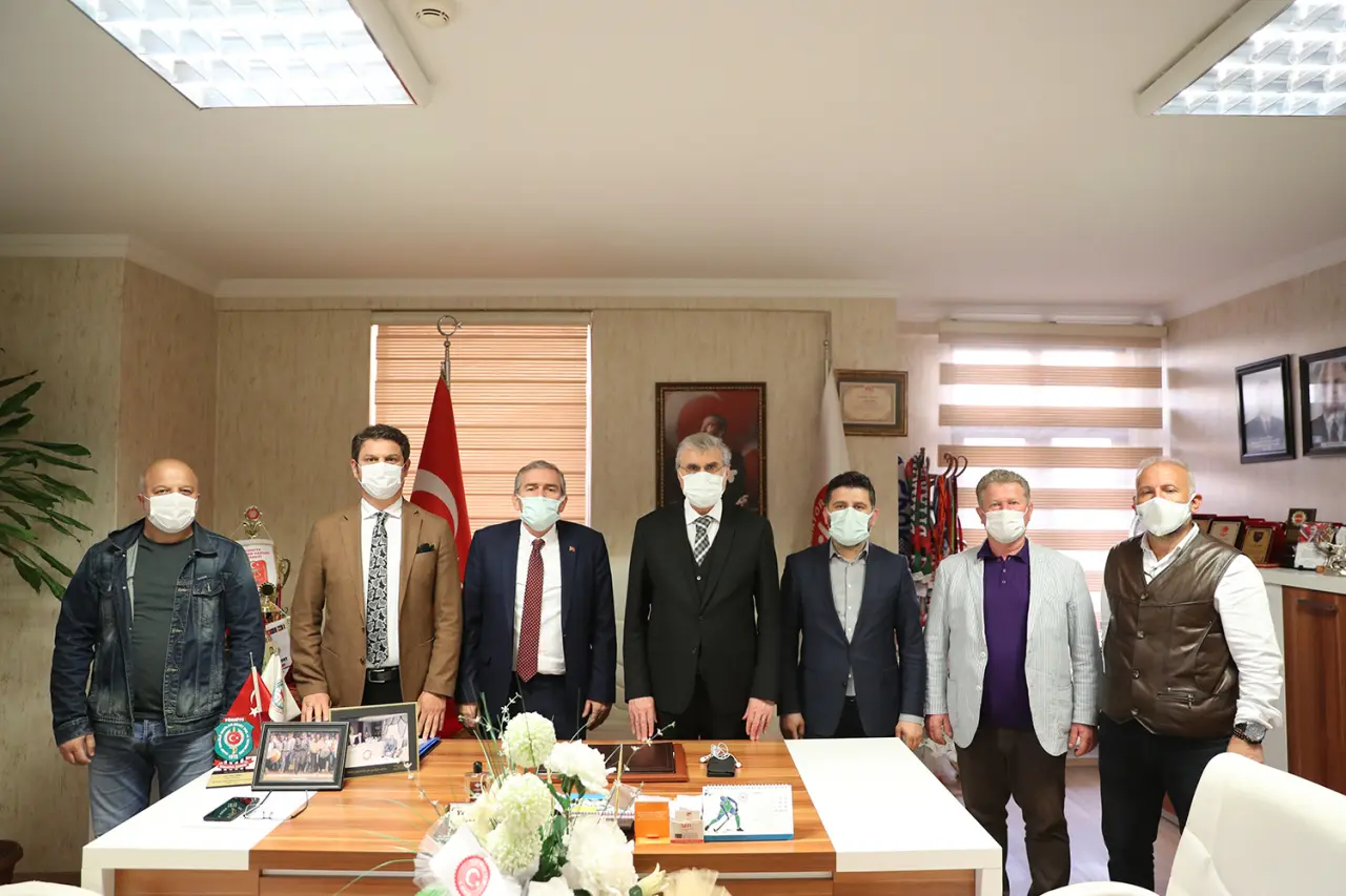 Haber: Yüce; Tüm spor camiamızla uyum içerisinde çalışıyoruz - Öne Çıkan