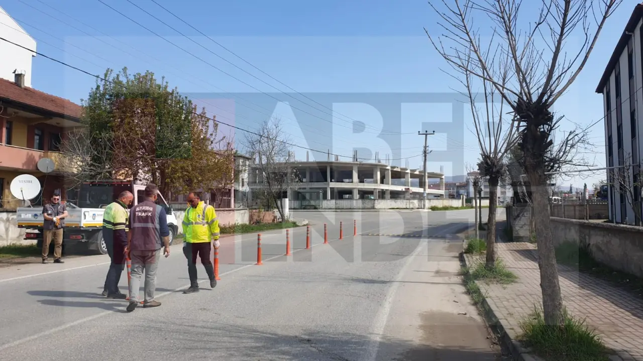 Haber: Kazaların Sürekli Olduğu Yola Hız Kesici ile Çözüm - Galeri-1