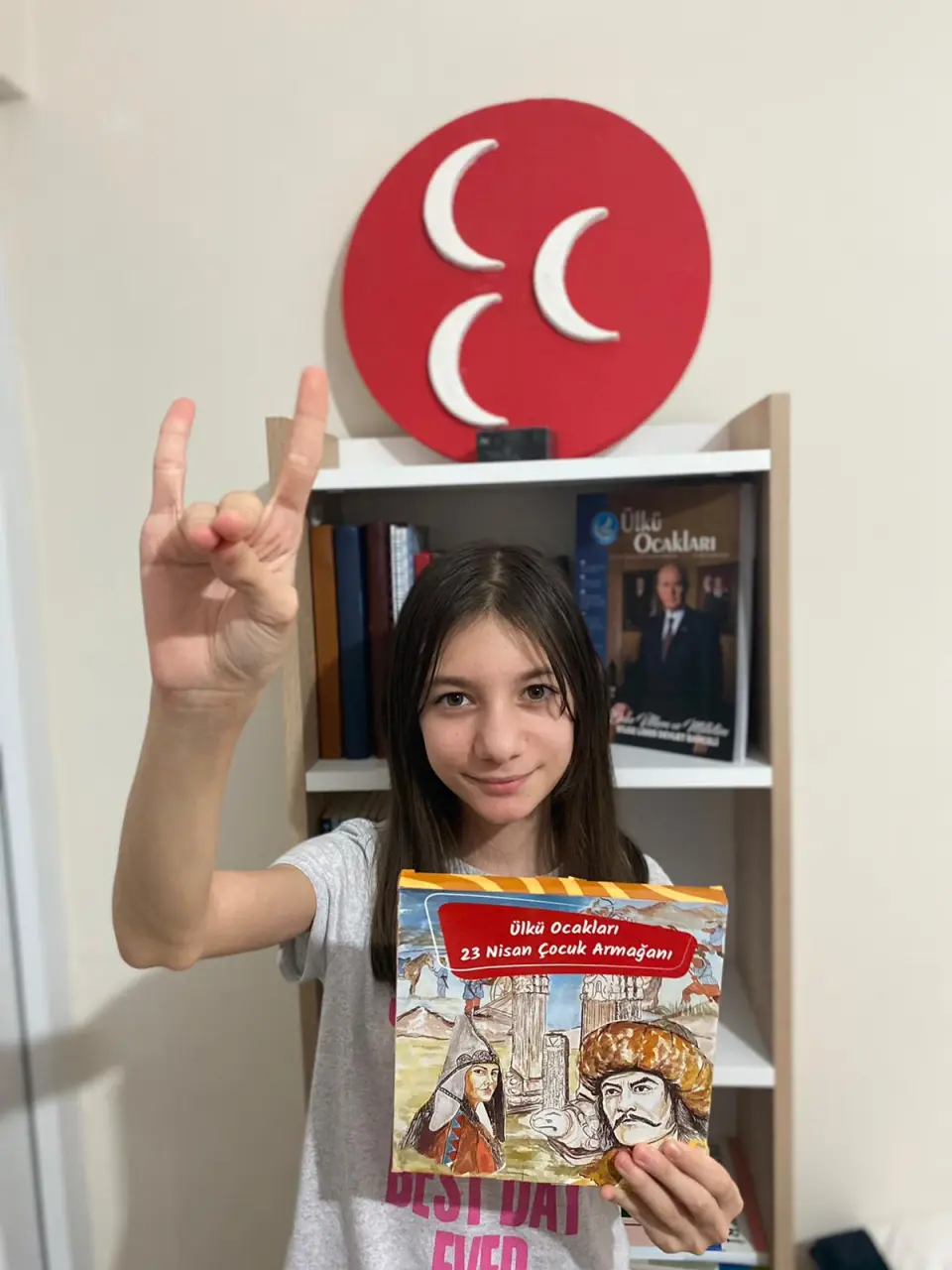 Haber: Ülkü Ocakları Genel Başkanından Çocuklara Hediye - Galeri-2