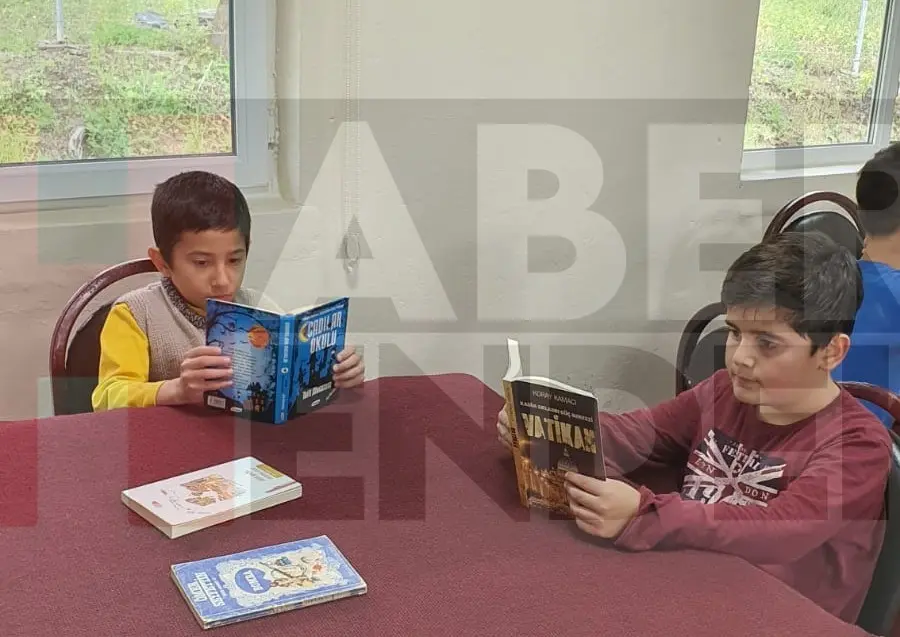 Haber: Muhtar Çocuklara Kitap Okuma Alışkanlığı Kazandırıyor - Galeri-1