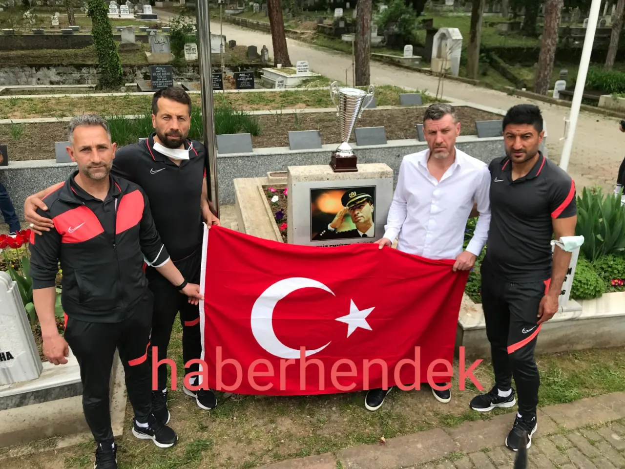 Haber: Şampiyonluk kupasını Şehit Gaffar Okkan’a getirdiler - Galeri-2
