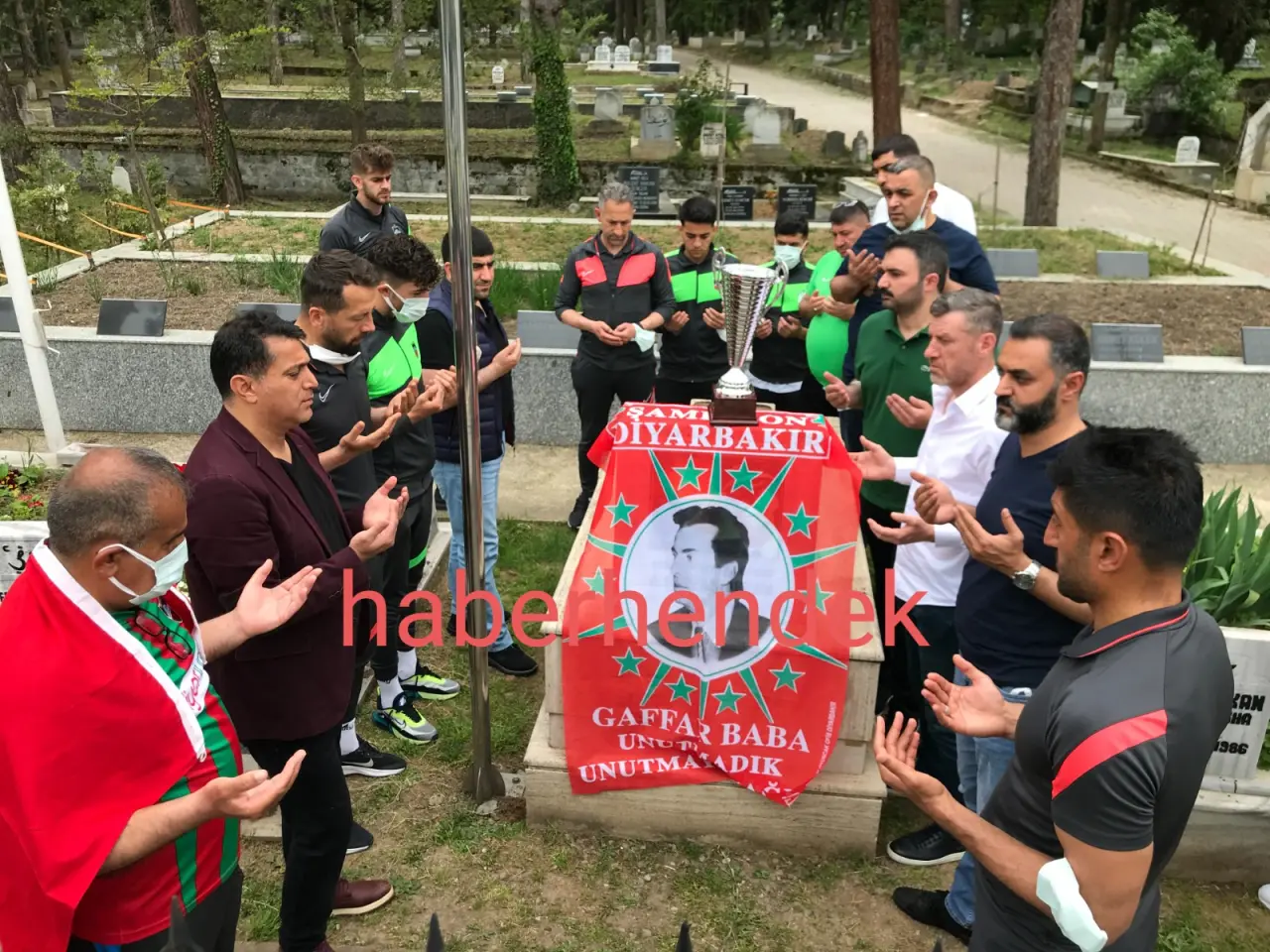 Haber: Şampiyonluk kupasını Şehit Gaffar Okkan’a getirdiler - Öne Çıkan