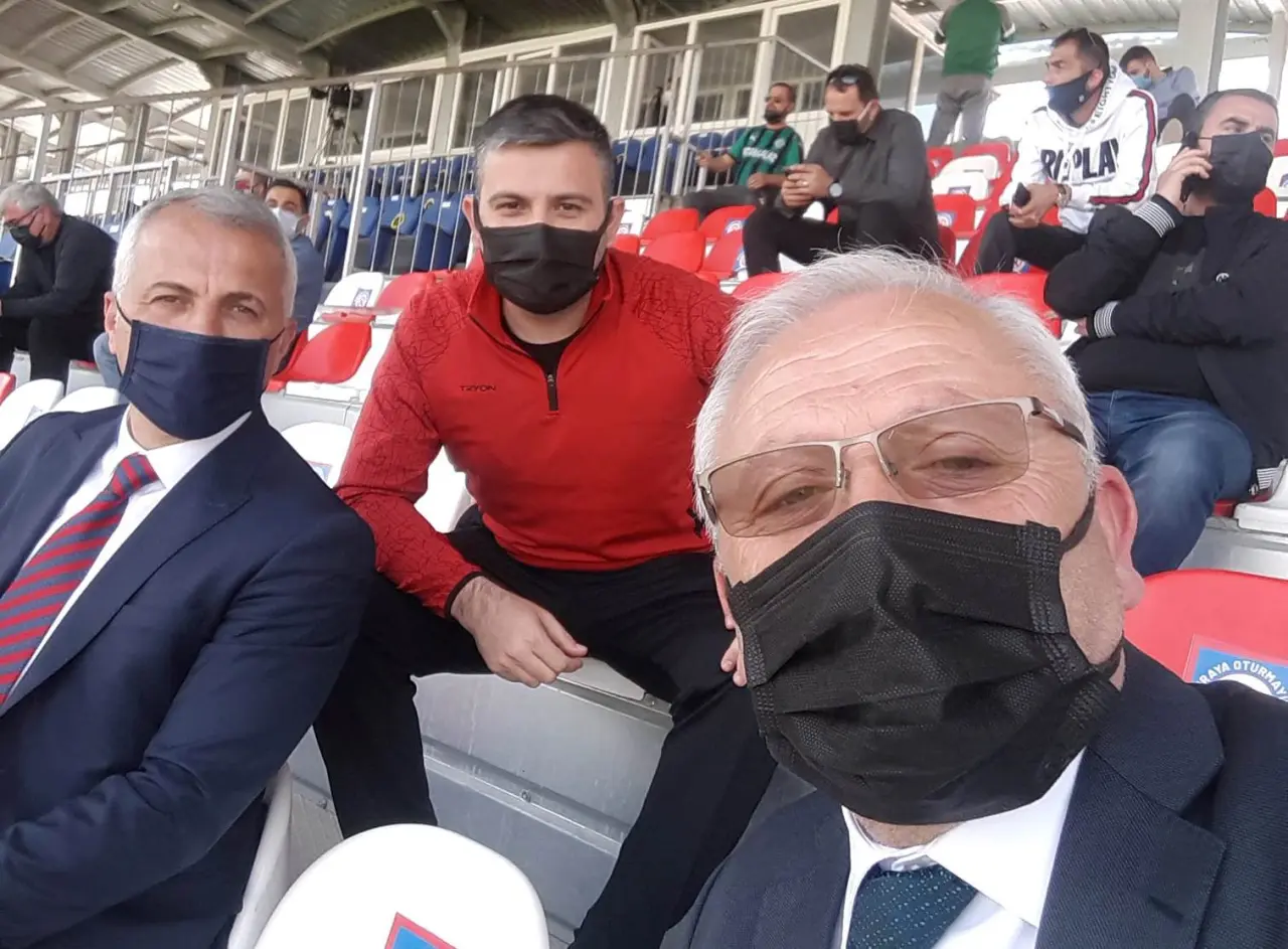 Haber: Babaoğlu Sakarya'yı Yalnız Bırakmadı - Galeri-1