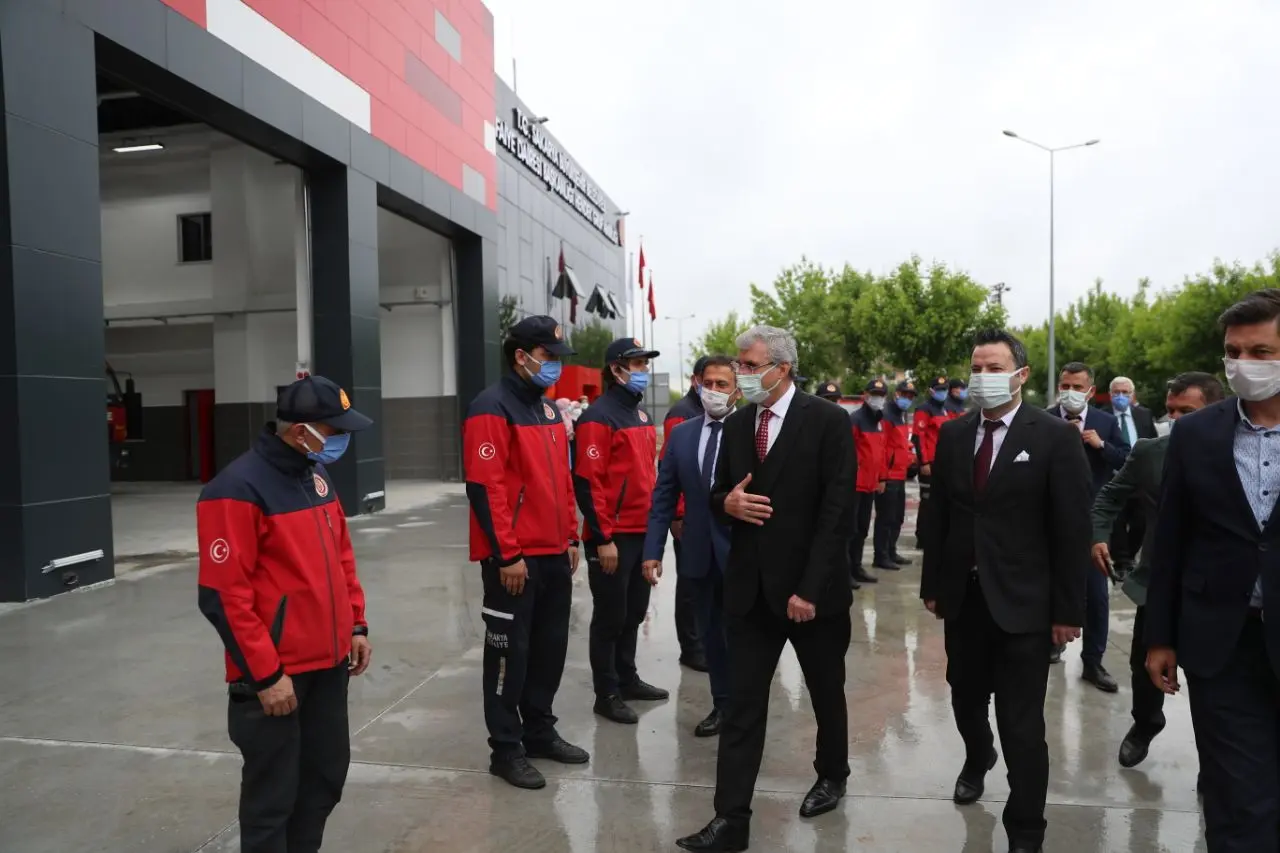 Haber: Başkan Yüce, yapımı tamamlanan Hendek İtfaiye Hizmet Binası’nı ziyaret etti - Öne Çıkan