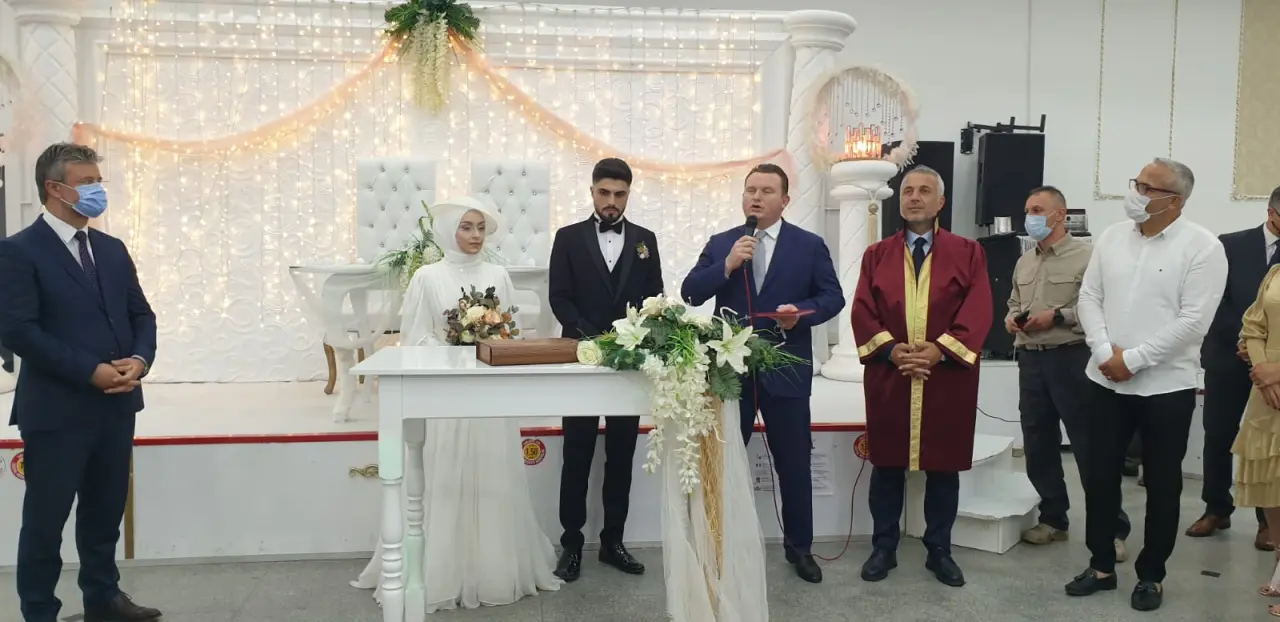 Haber: Erva ile İskender Ömür Boyu Mutluluğa Evet Dedi - Galeri-3
