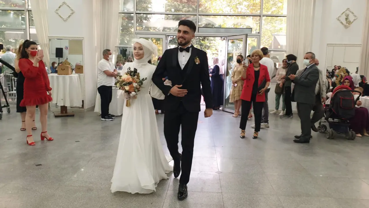 Haber: Erva ile İskender Ömür Boyu Mutluluğa Evet Dedi - Galeri-1