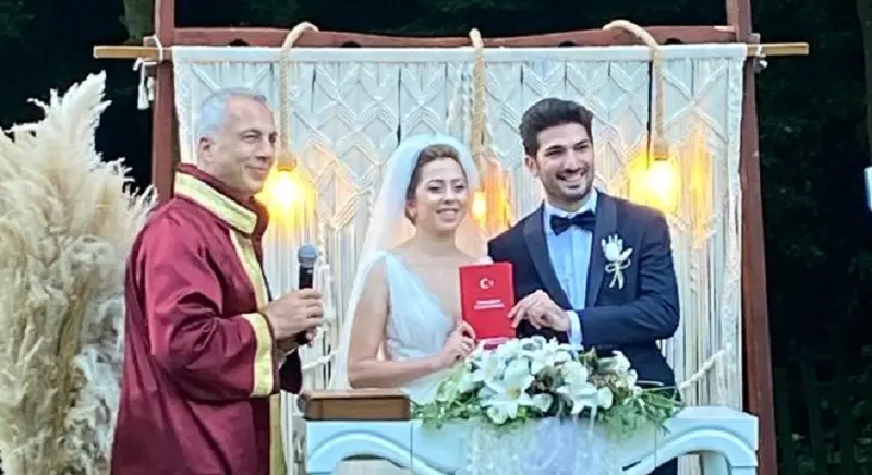 Haber: Nihan ve Semih Ömür Boyu Mutluluğa Evet Dedi - Öne Çıkan