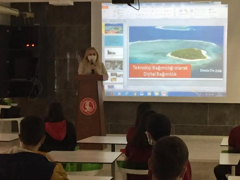 Haber: Hendek Atike Hanım Lisesinde Teknoloji Bağımlılığı Semineri   - Galeri-1