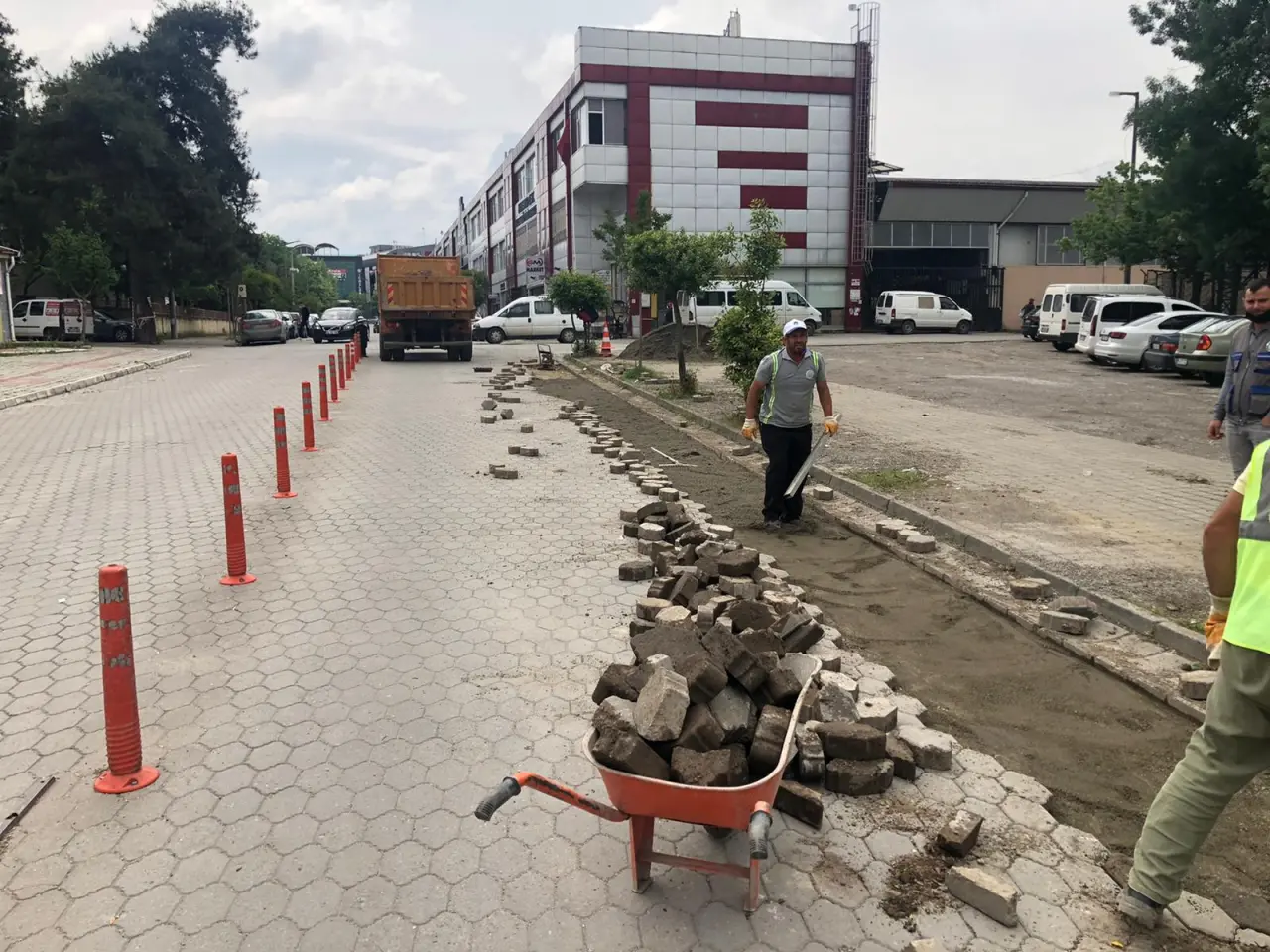 Haber: Hendek Sokakları Şantiye Gibi - Galeri-1