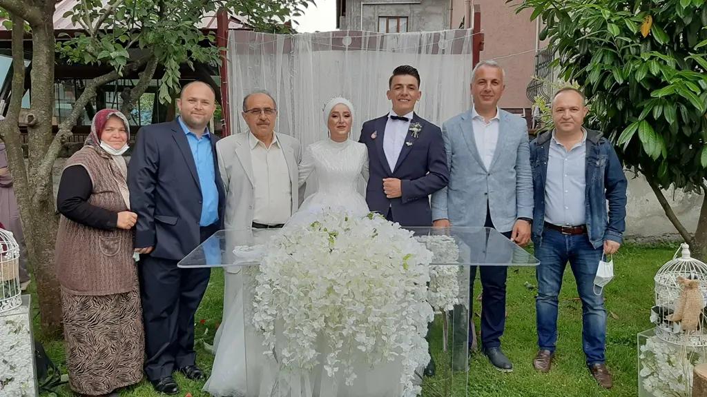Haber: Kübra ile Reşat Mutluluğa Evet dediler - Galeri-1