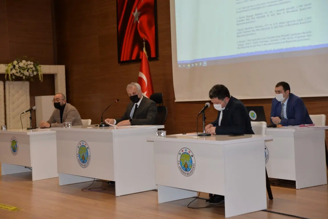 Haber: Hendek Belediye Meclisi Toplanıyor - Öne Çıkan