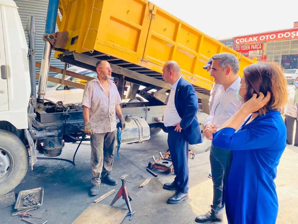 Haber: CHP Heyeti Esnafın Sorunlarını Dinledi - Galeri-3