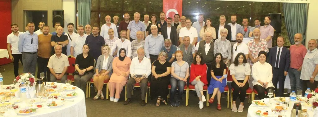 Haber: Sakarya Gazeteciler Birliği  3. Olağan Kongresi yapıldı - Öne Çıkan