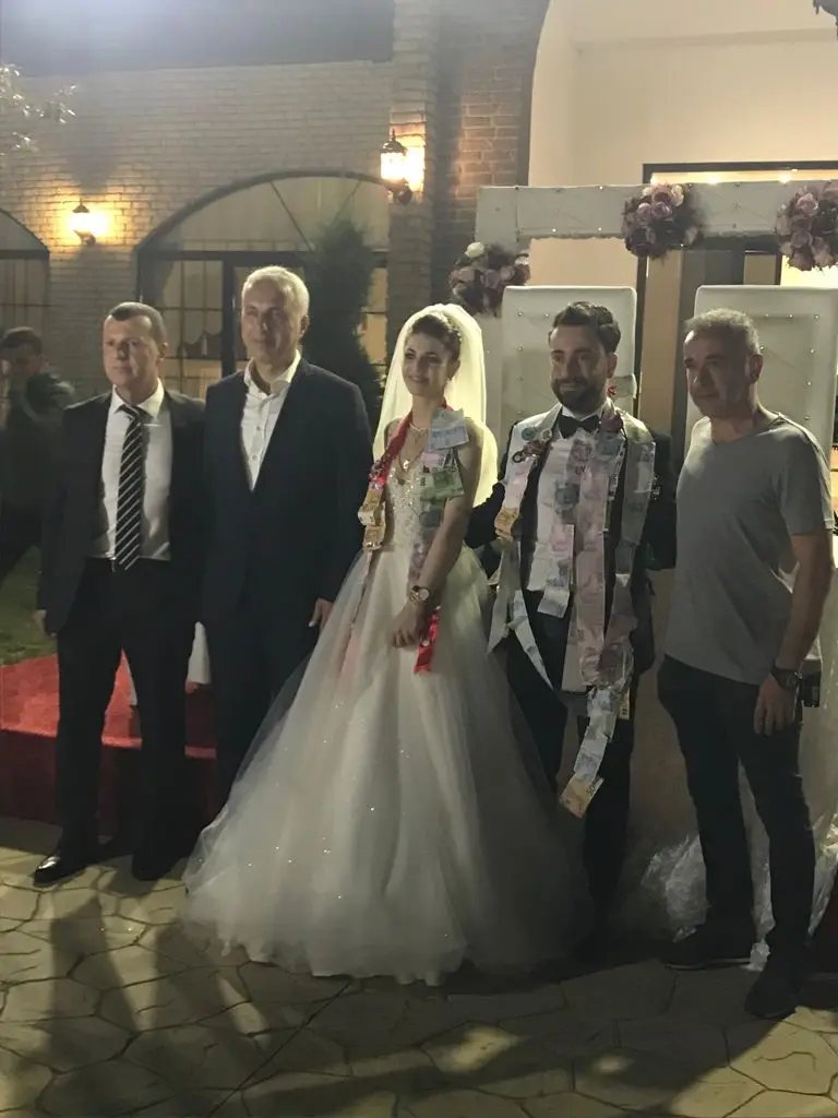 Haber: Siyaset ve Futbol Camiasını Buluşturan Düğün - Öne Çıkan