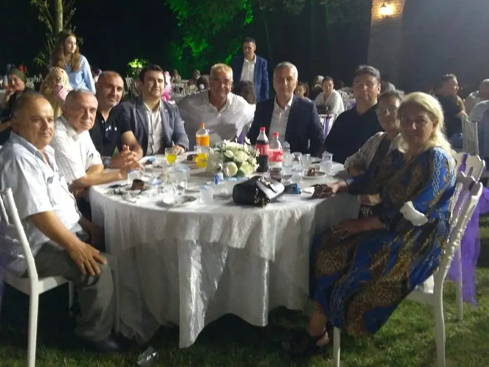 Haber: Siyaset ve Futbol Camiasını Buluşturan Düğün - Galeri-1
