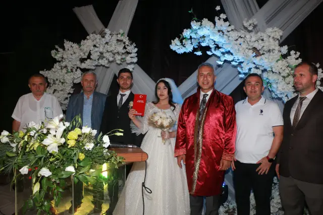 Yasemin ve Emre’den Ömürlük İmza
