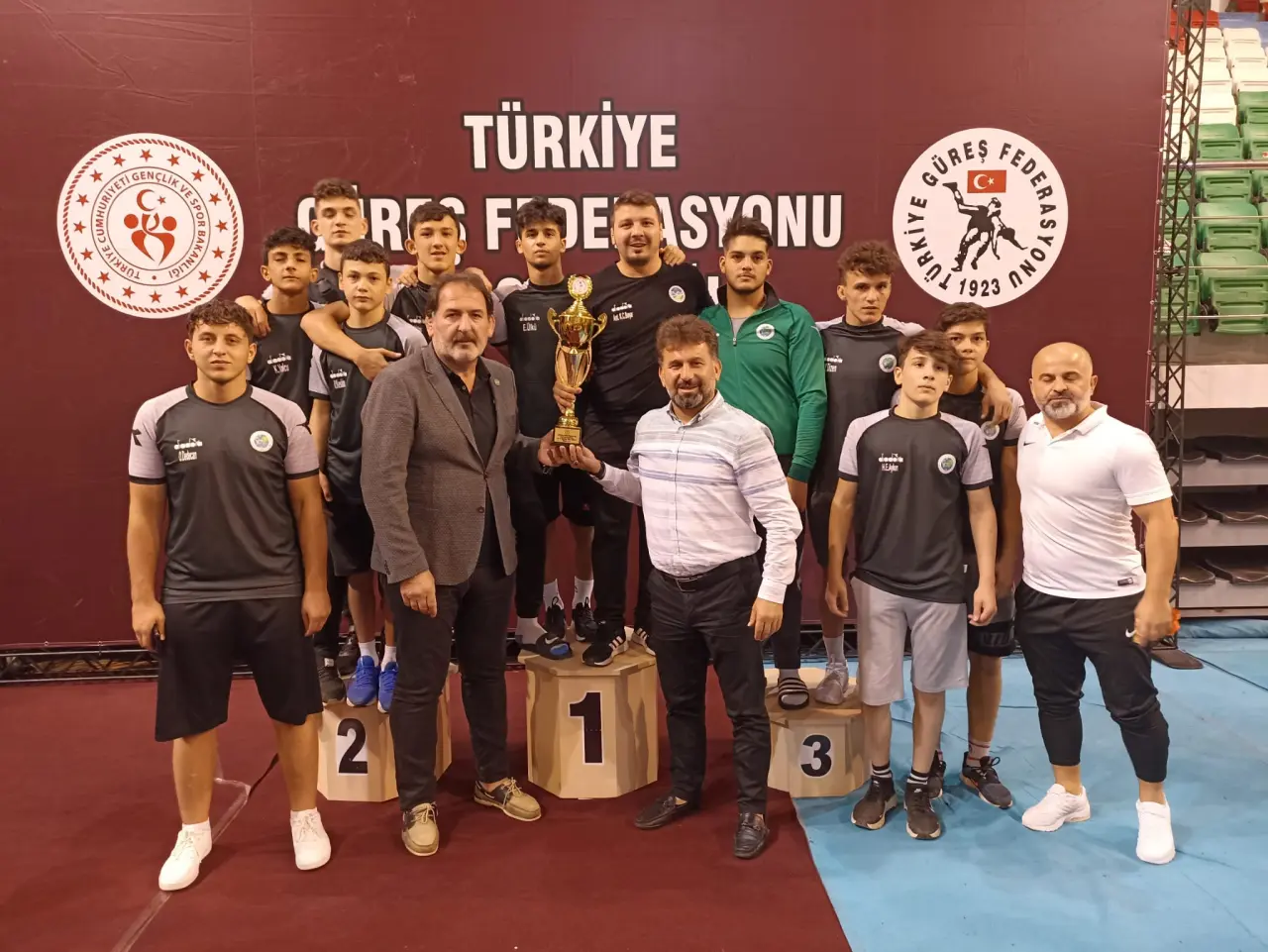 Haber: Grekoromen terfi ‘de Şampiyon Hendek - Galeri-1
