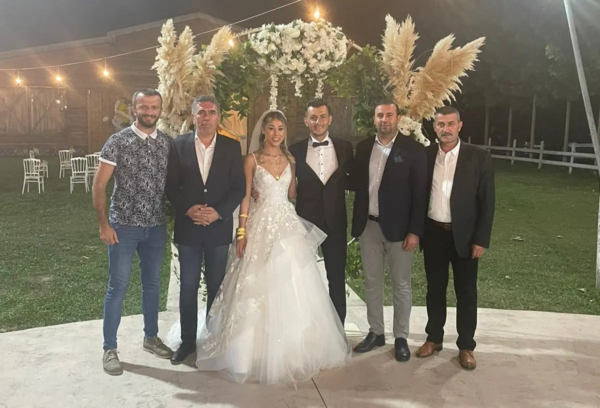 Haber: Hakkı Helvacı Dünya Evine Girdi - Öne Çıkan