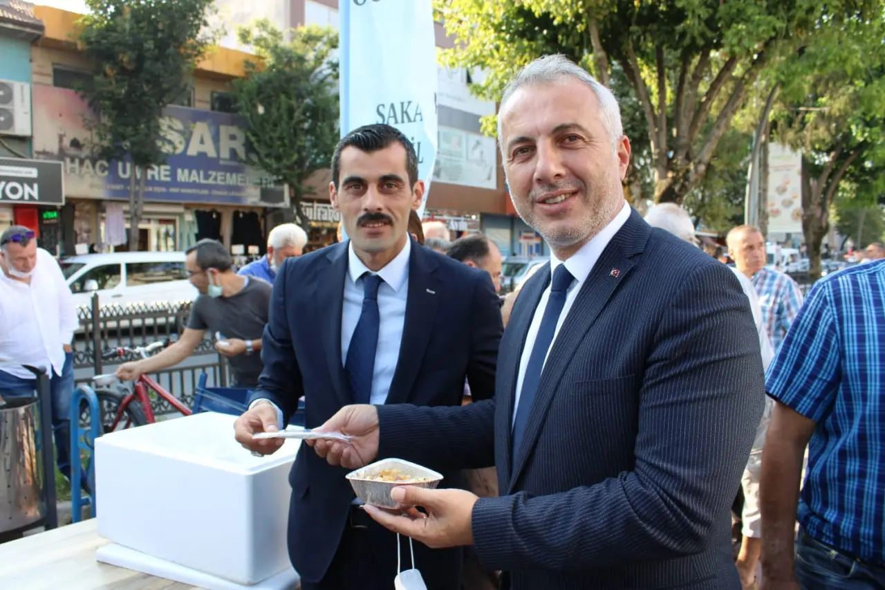 Haber: Ülkü Ocakları Aşure İkramında bulundu - Galeri-1