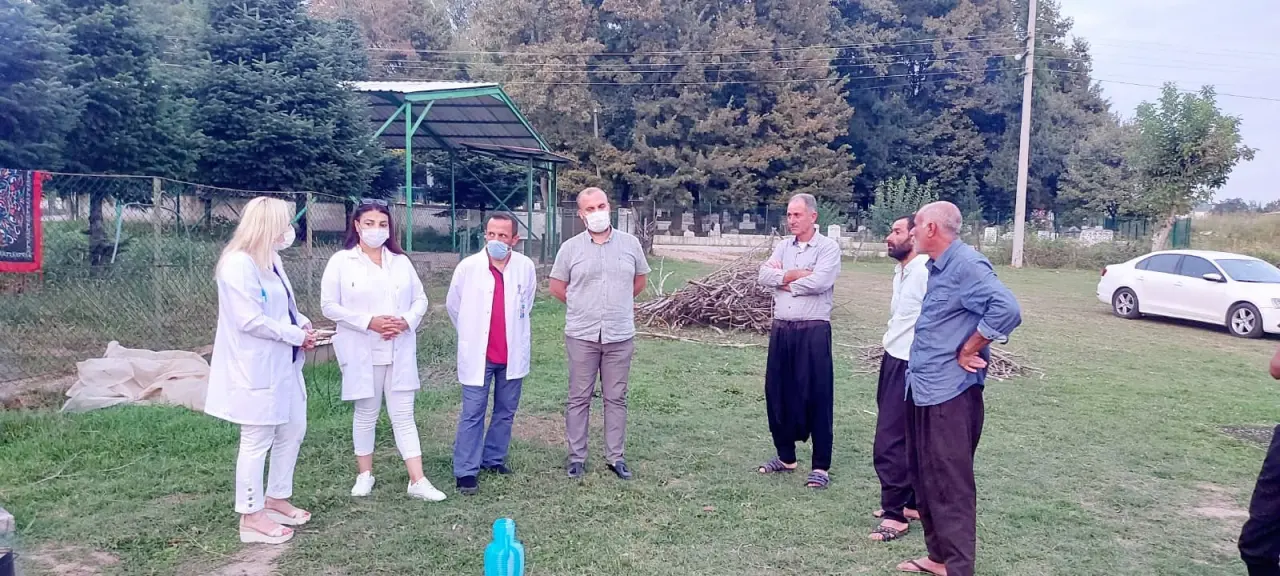 Haber: MEVSİMLİK TARIM İŞÇİLERİNE AŞILMANIN ÖNEMİ ANLATILDI - Öne Çıkan
