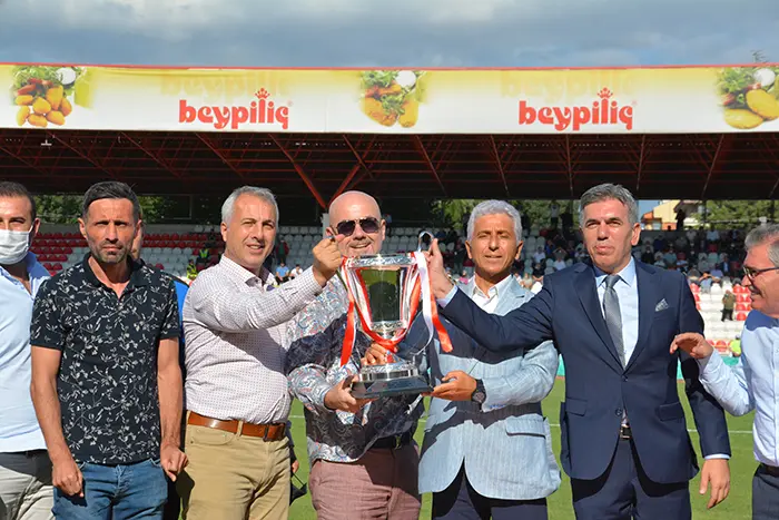 Haber: Hendekspor şampiyonluk Kupasına Kavuştu - Galeri-1