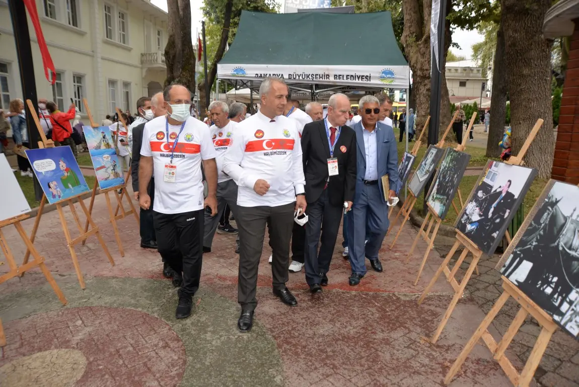 Haber: ANLAMLI TURNUVA TÖRENLERLE BAŞLADI - Galeri-6