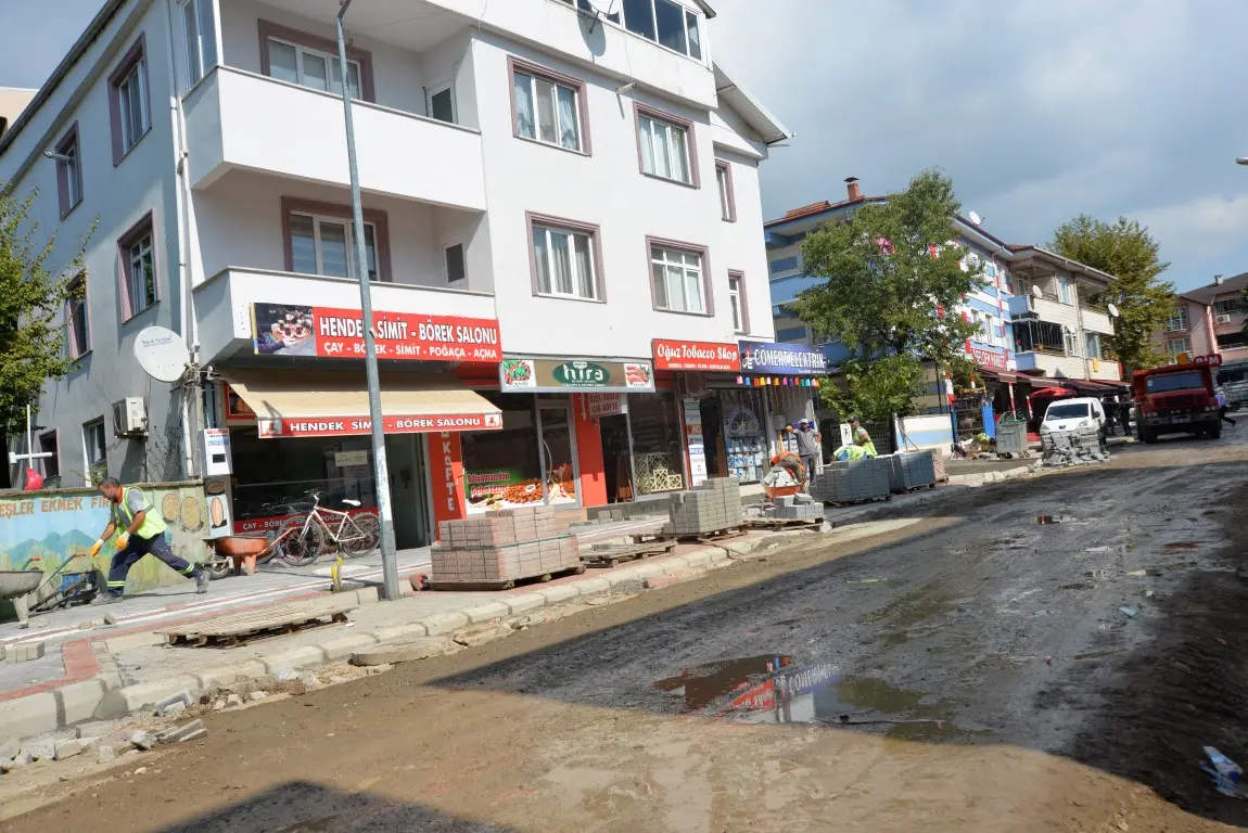 Haber: Hendek’te Alt Ve Üst Yapı Seferberliği - Galeri-2
