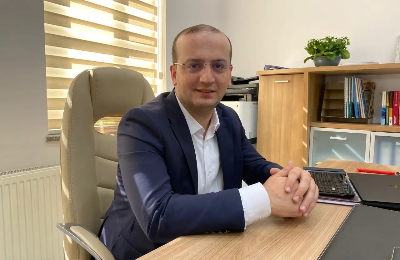 Haber: HENDEK BELEDİYESİNDE ATAMA - Öne Çıkan