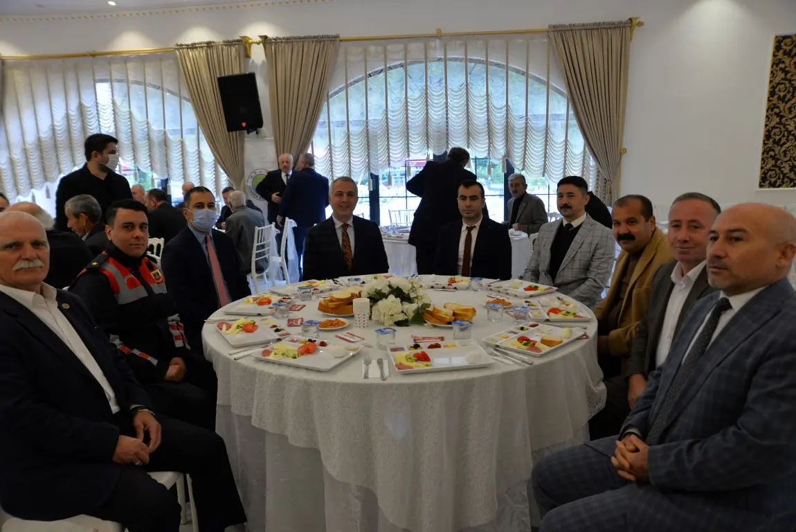 Haber: MUHTARLAR GÜNÜ TÖRENLE KUTLANDI - Galeri-1