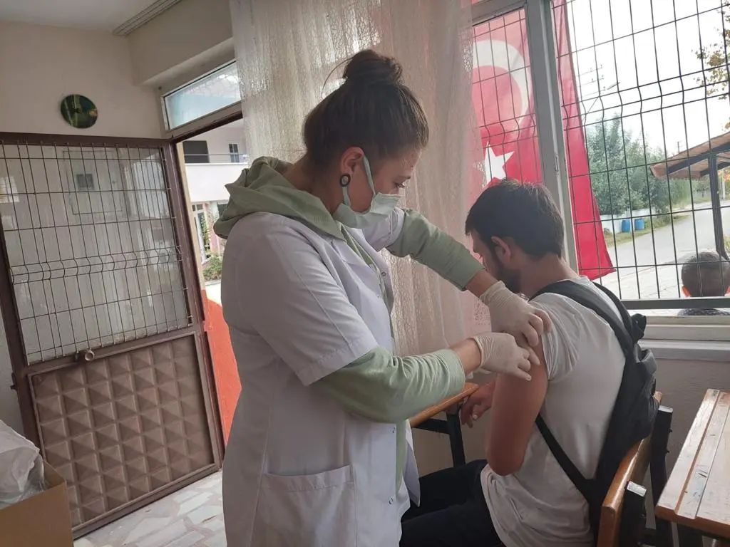 Haber: Hendek’te KOVİD 19 Aşı Çalışmaları Mahallelerde Devam Ediyor - Galeri-3
