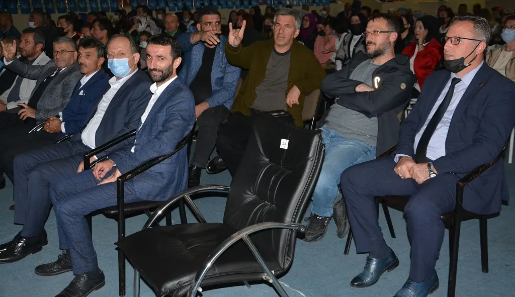 Haber: Ülkücüler Kınık ve Öztürk’le Coştu - Galeri-15
