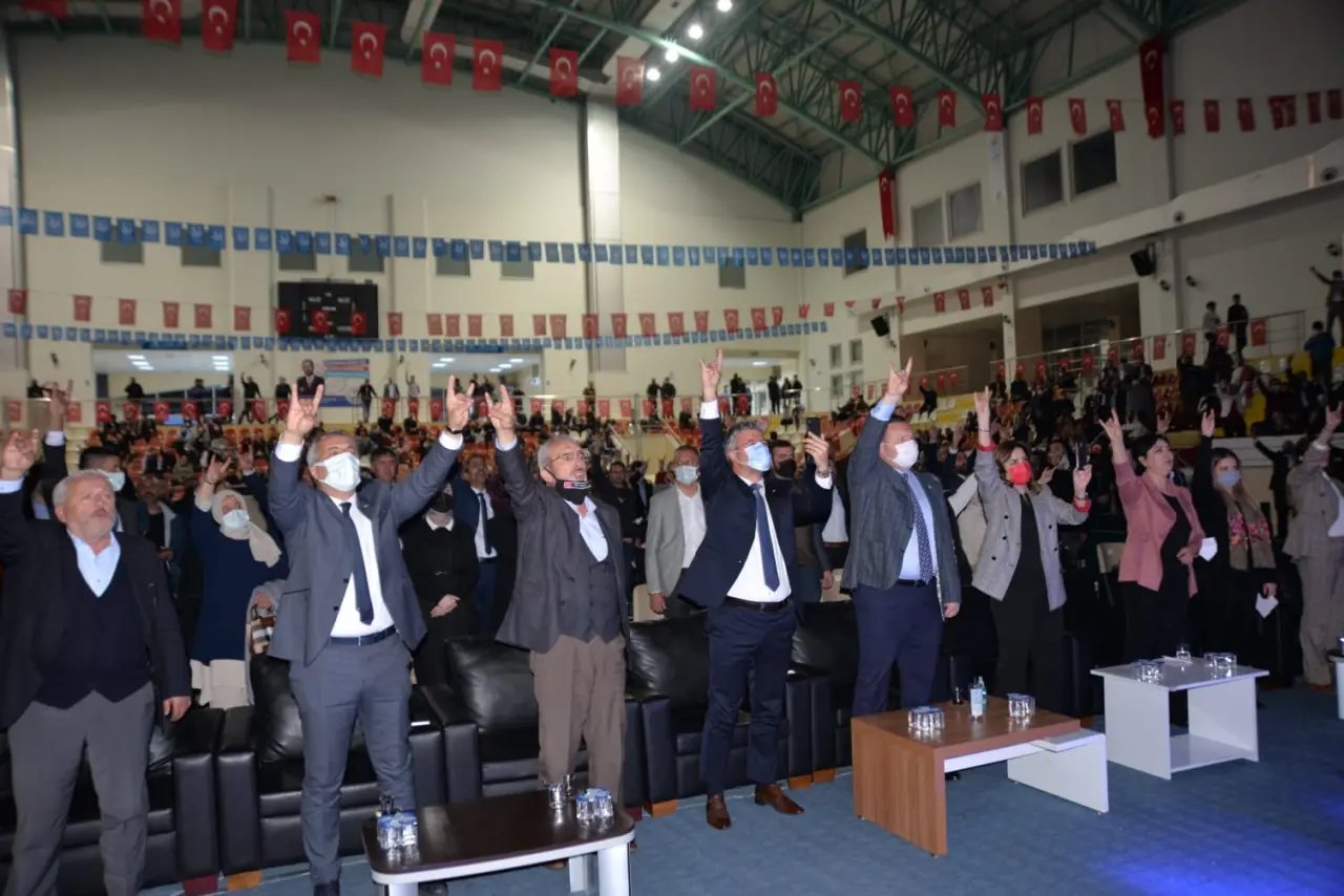 Haber: Ülkücüler Kınık ve Öztürk’le Coştu - Galeri-6