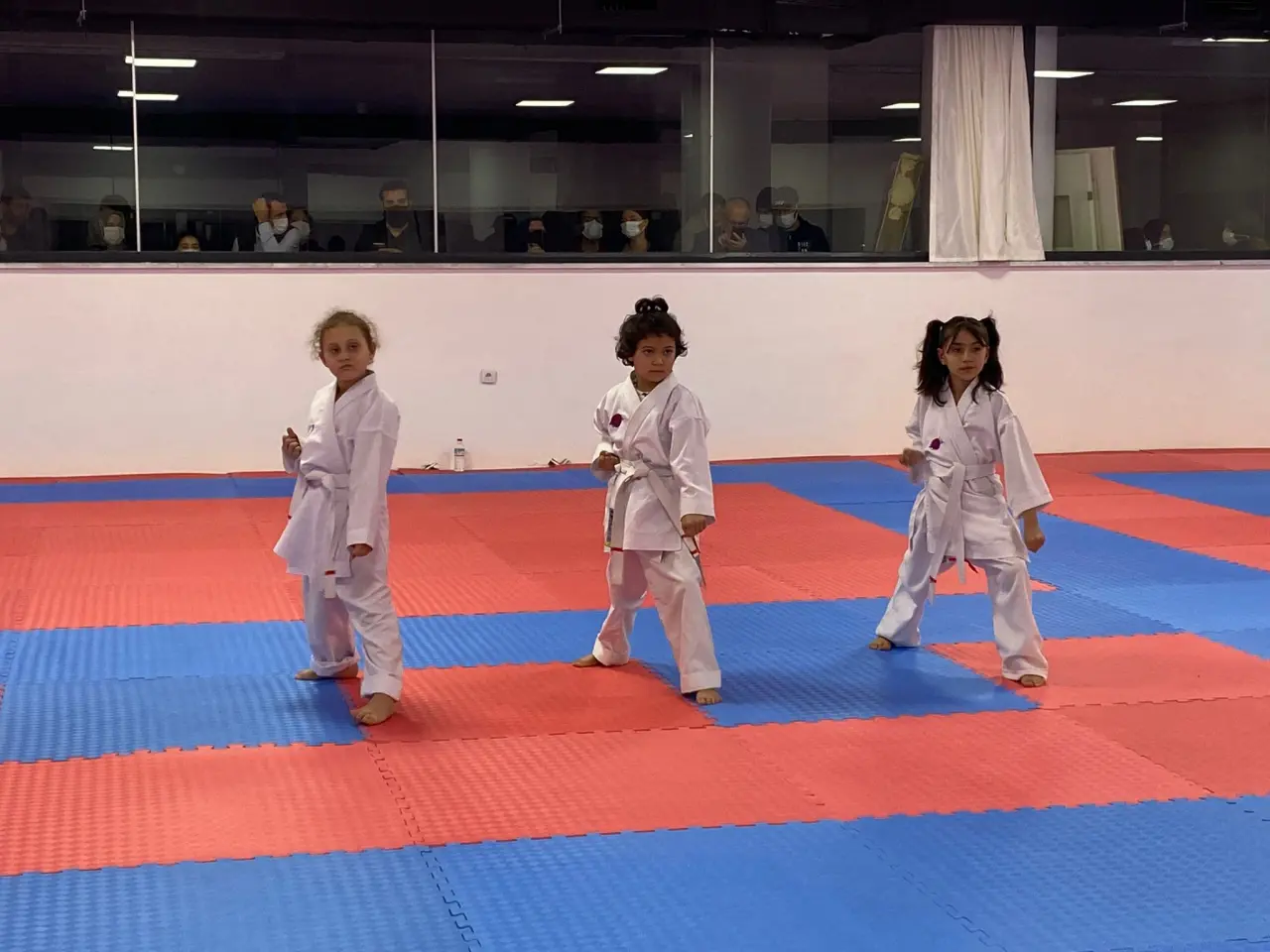 Haber: HENDEK KARATE TERFİ ETTİ - Galeri-3