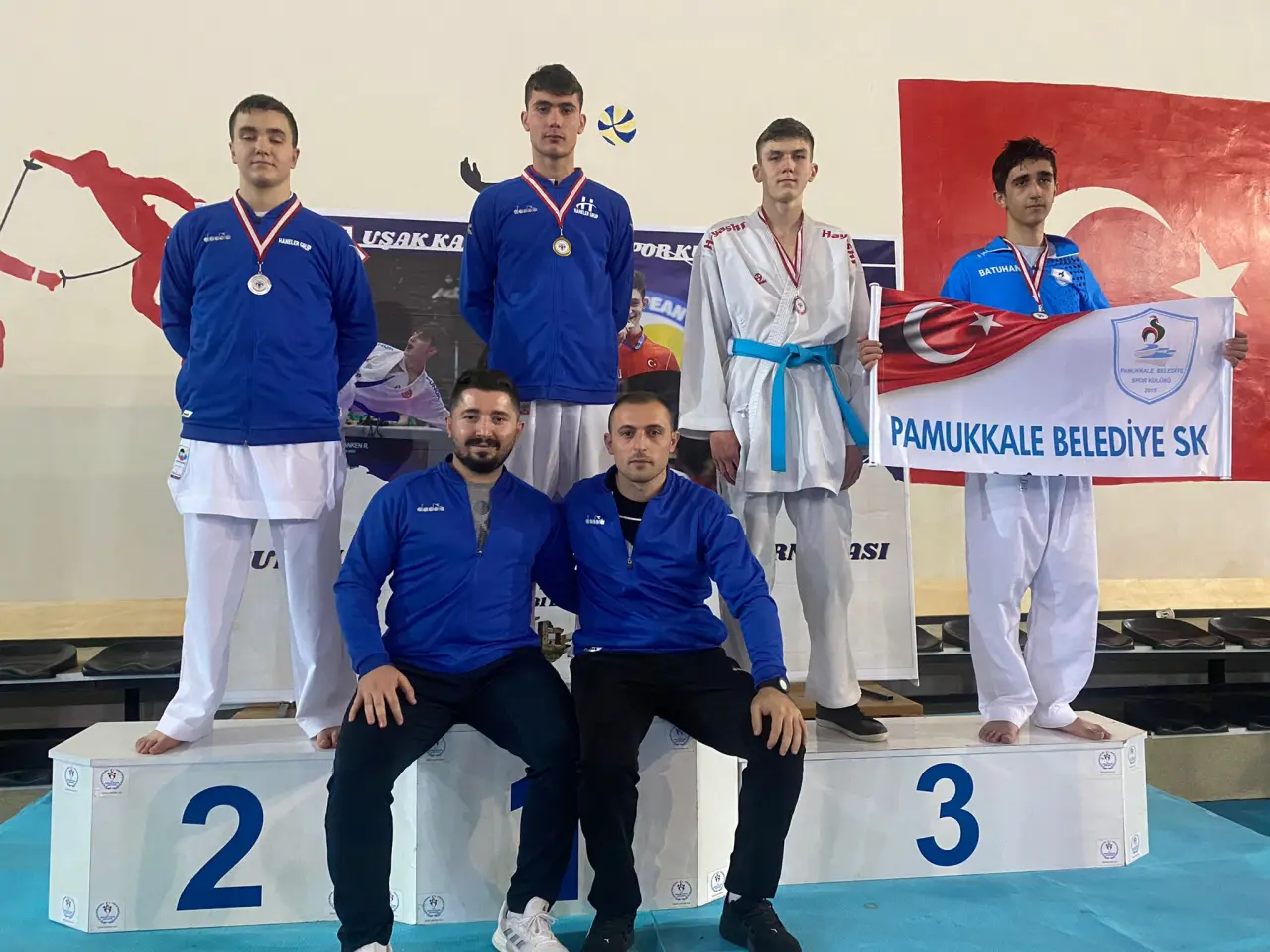 Haber: KARATE TAKIMI YİNE MADALYA BIRAKMADI - Galeri-1