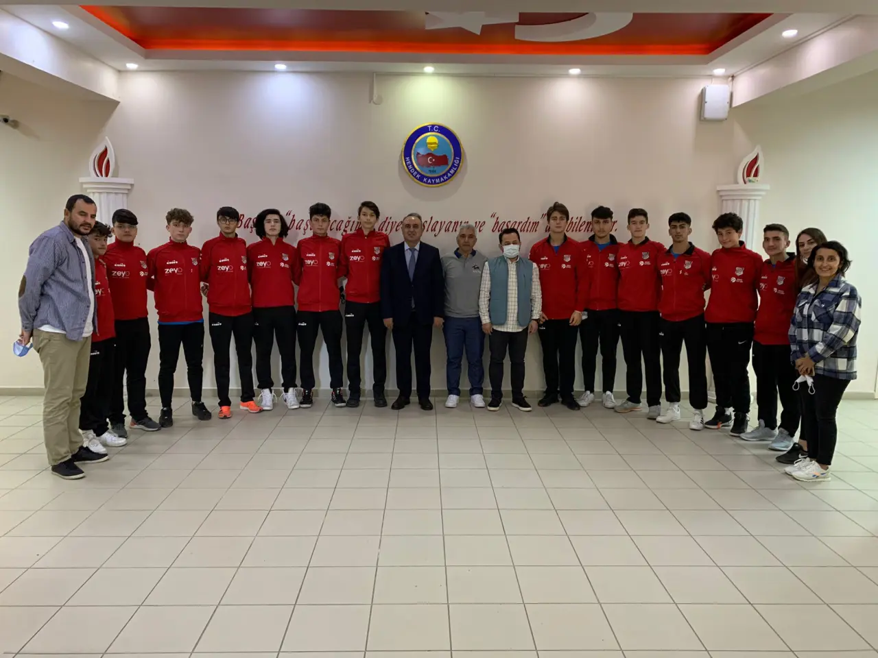 Haber: 1954 Hendekspor Hentbol takımını ağırladılar - Öne Çıkan