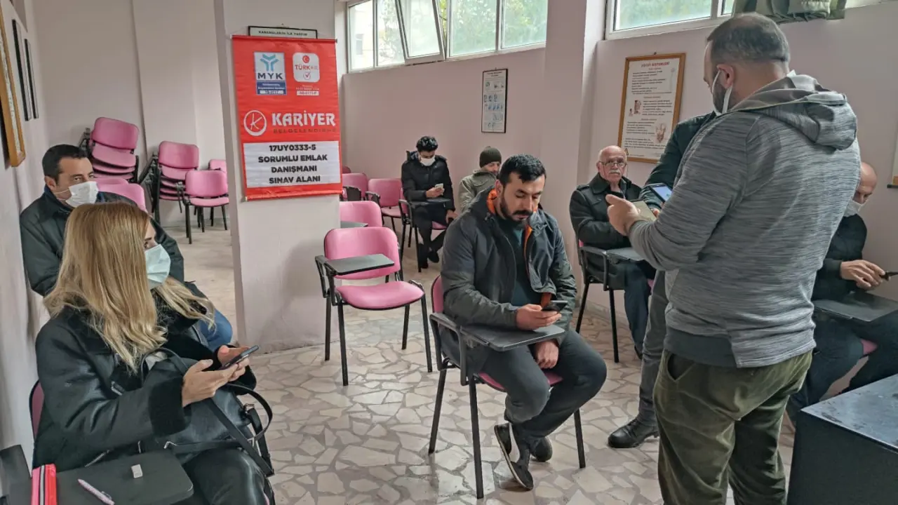 Haber: Sorumlu Emlak Danışmanı Seviye5 Sınavları Yapıldı - Galeri-1