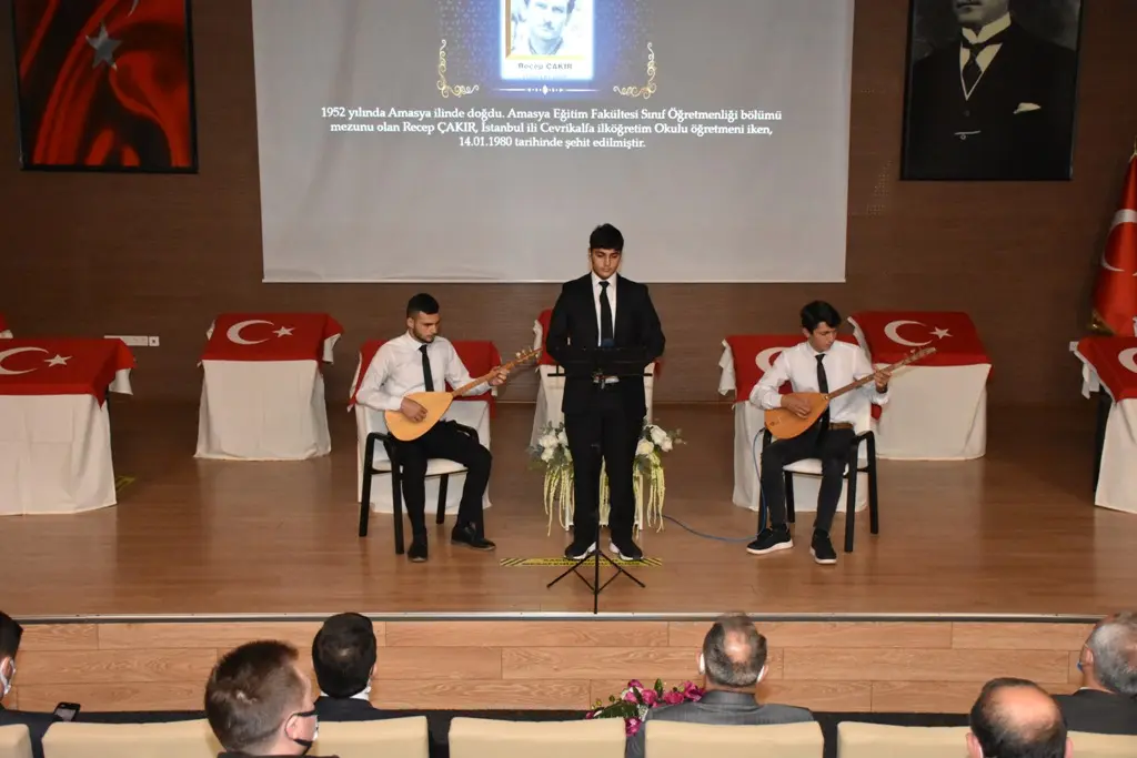 Haber: Hendek’te Öğretmenler Günü çeşitli etkinliklerle kutlandı - Galeri-2