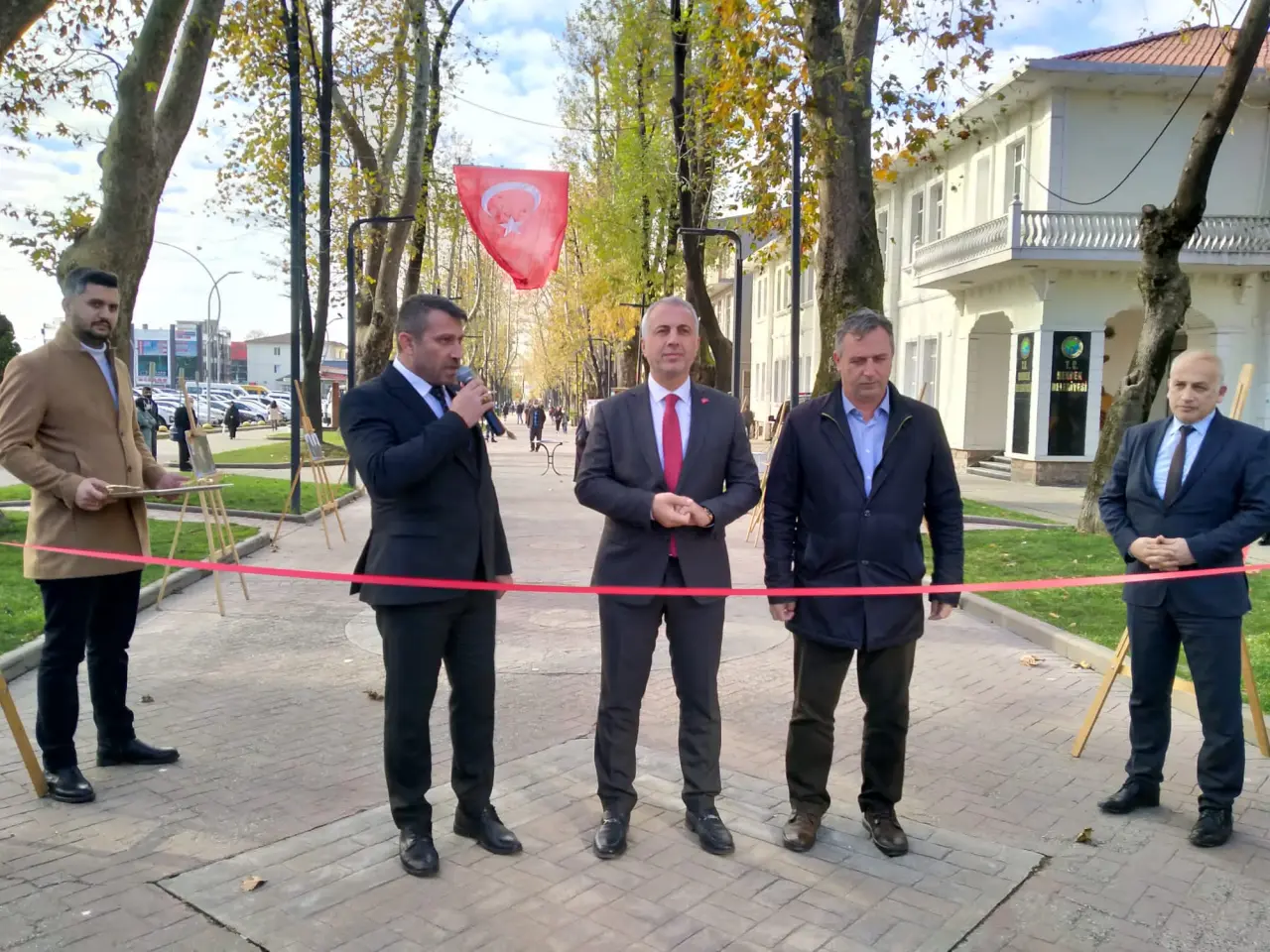 Haber: Hendek'te Başbuğ Türkeş Resim Sergisi Açıldı - Galeri-3
