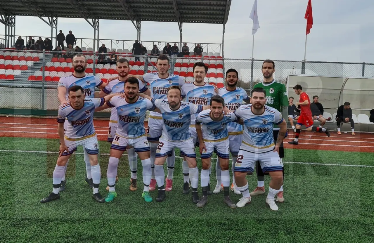 Haber: Hendek Derbisinde Kazanan Yenimahallespor - Galeri-3