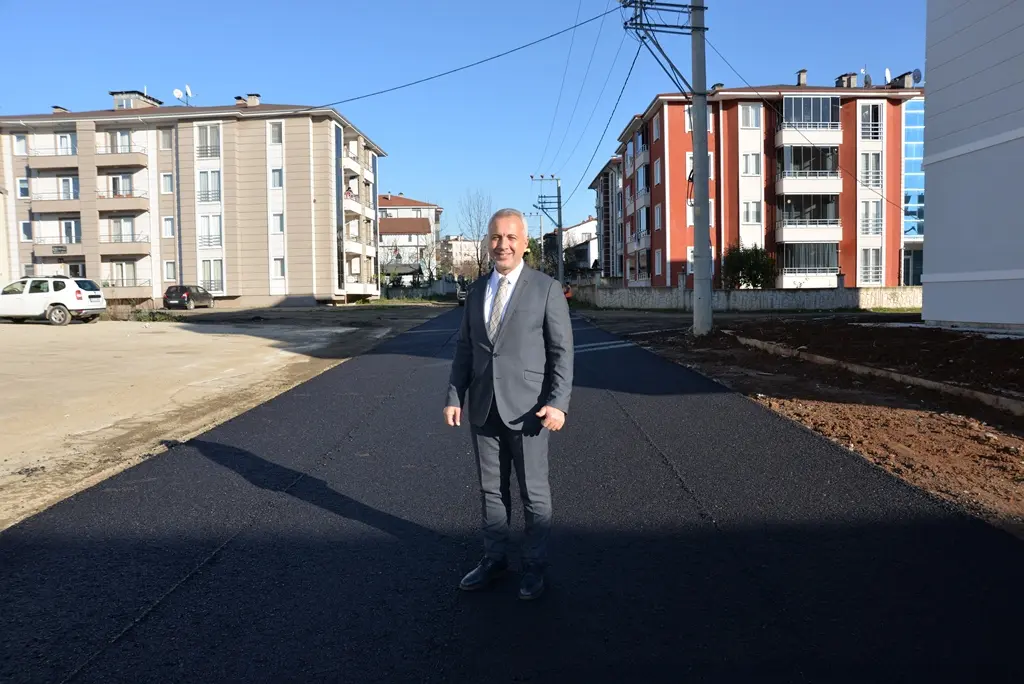 Haber: YENİMAHALLE’DE ASFALTLAMA BAŞLADI - Öne Çıkan