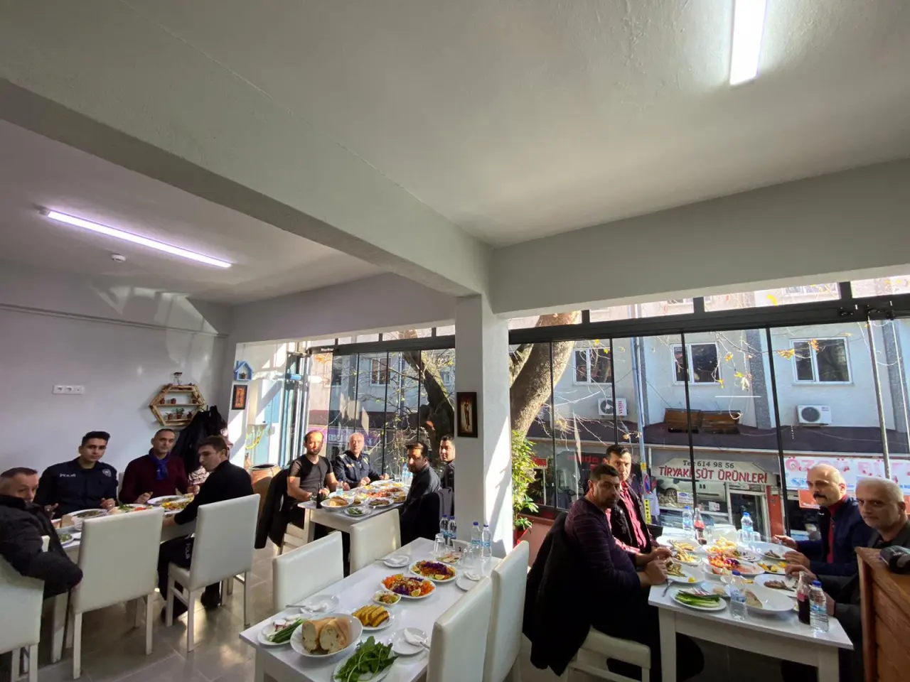 Haber: Şadan Balık Restaurant Emniyeti Ağırladı - Galeri-2