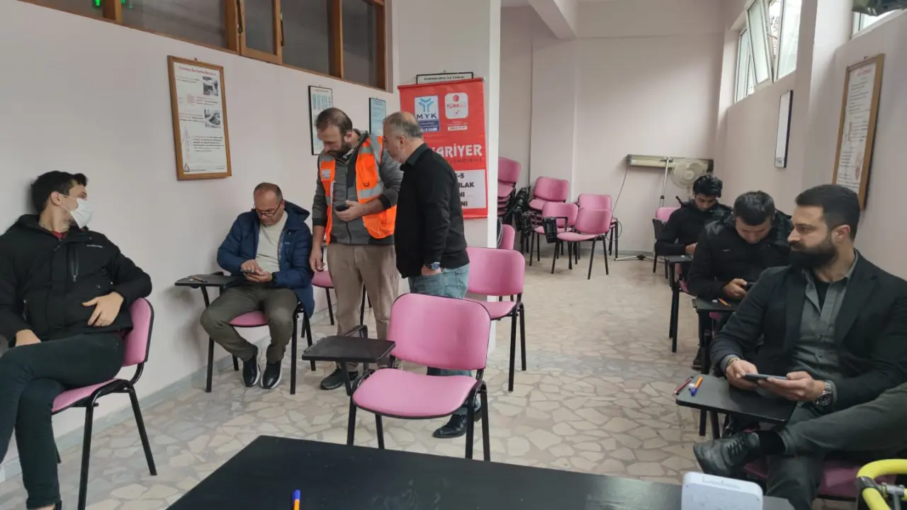 Haber: MYK Onaylı Emlak Danışmanı Sınavları Yapıldı - Galeri-1