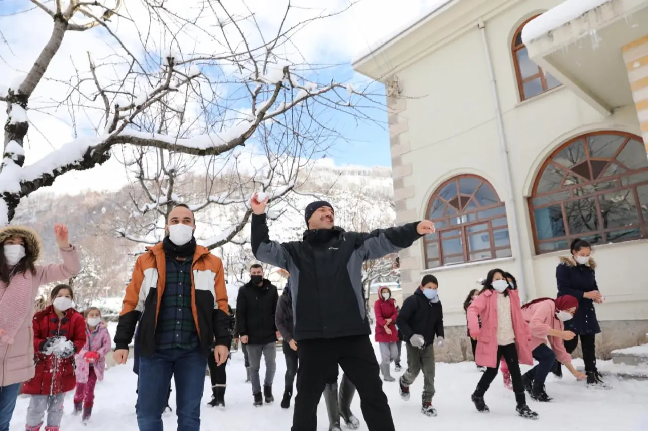 Haber: Sakarya Valisi zirvedeydi - Galeri-1