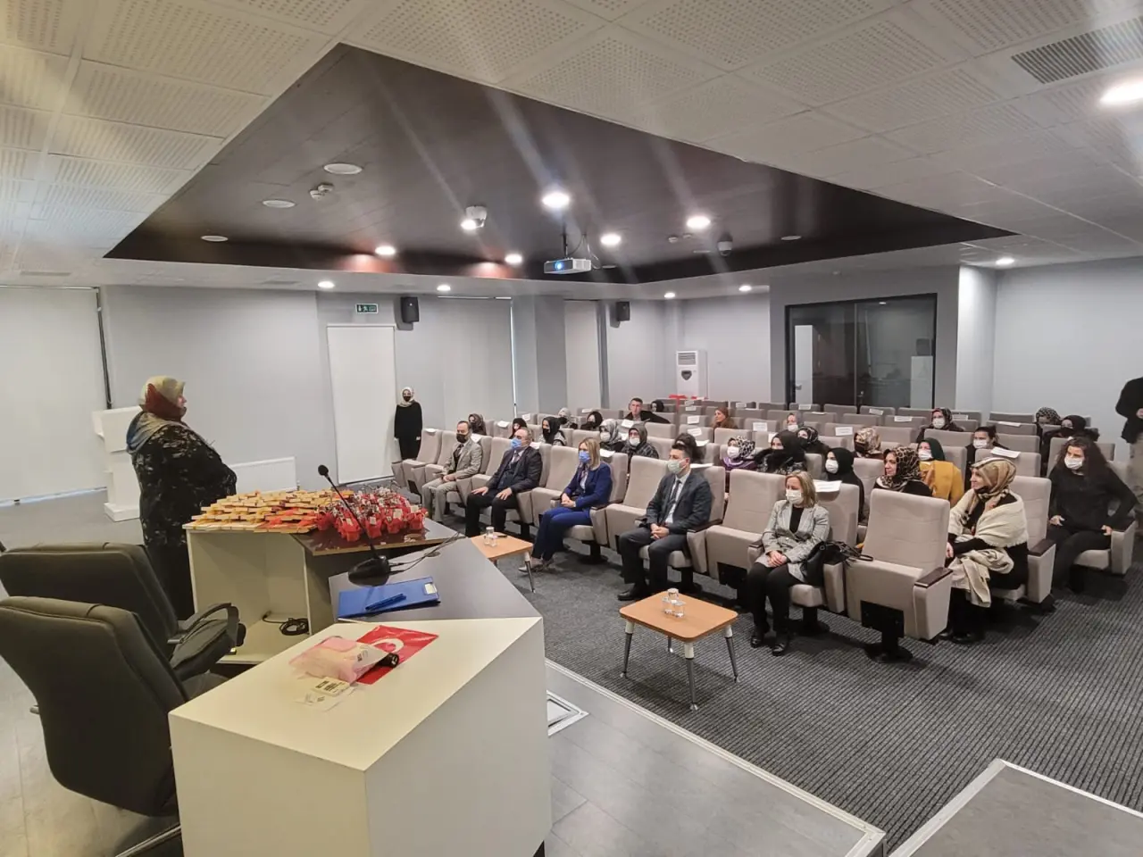Haber: Hendek Sosyal Hizmet Merkezinde Aile Eğitimleri Başladı - Galeri-1