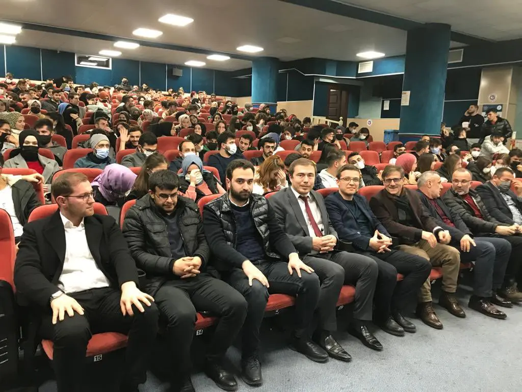 Haber: Ak Partili Gençler önce toplandı, sonra o filmi izledi - Öne Çıkan