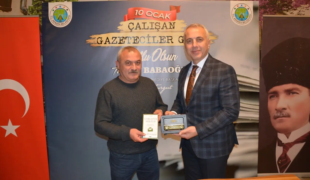Haber: BAŞKAN BABAOĞLU GAZETECİLERLE BULUŞTU - Galeri-3