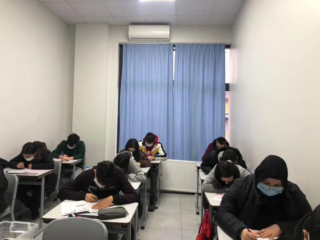 Haber: HENDEK ÇÖZÜM YÜZLERCE ÖĞRENCİYE KAPILARINI AÇTI - Galeri-1