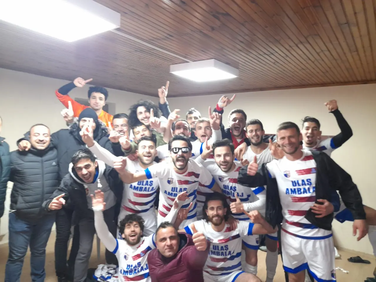 Haber: Kocadöngelspor Lideri devirdi - Öne Çıkan