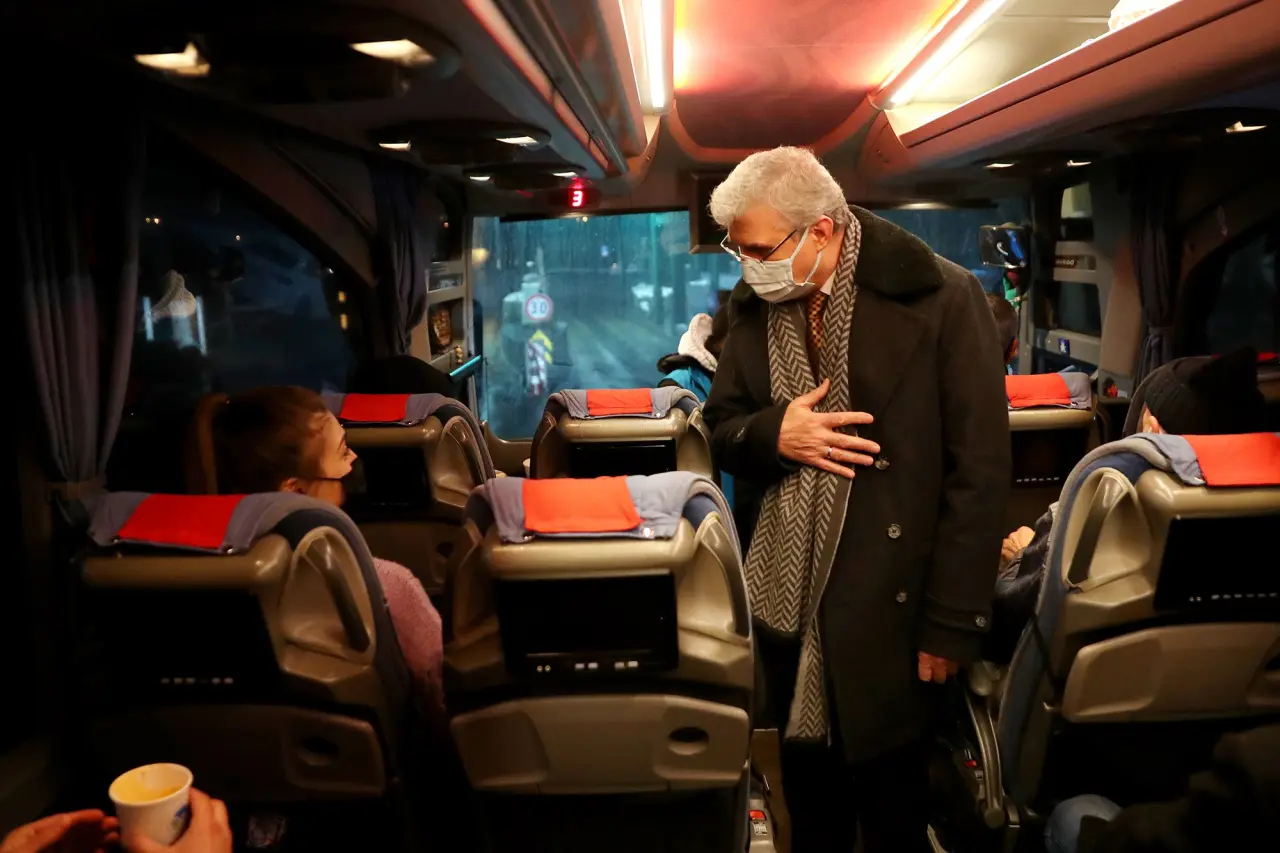 Haber: Başkan Yüce sürücülere ve yolculara çorba ikram etti - Galeri-1